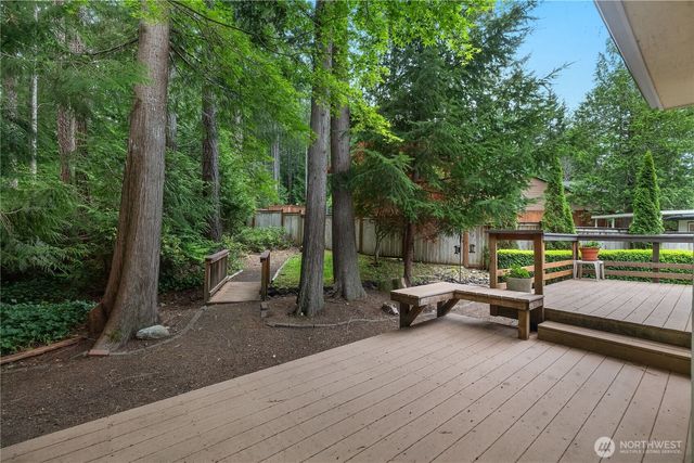 240 E Aycliffe Drive, Shelton, WA 98584