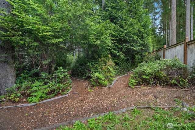240 E Aycliffe Drive, Shelton, WA 98584