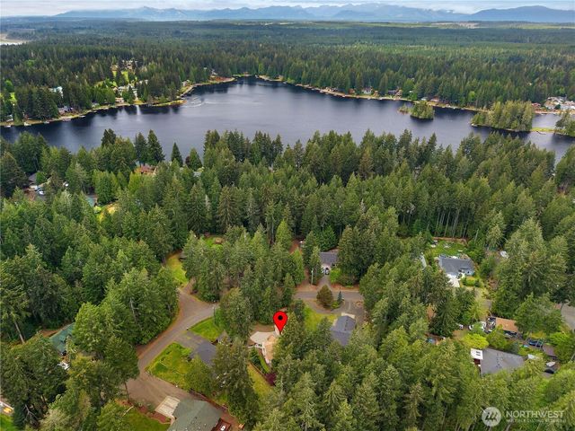 240 E Aycliffe Drive, Shelton, WA 98584