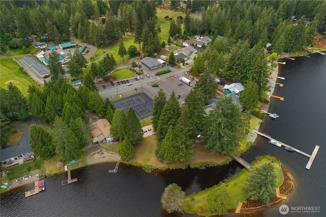 240 E Aycliffe Drive, Shelton, WA 98584