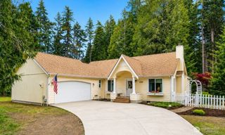 240 E Aycliffe Drive, Shelton, WA 98584