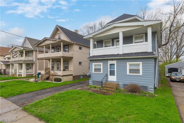 4004 E 52nd Street, Newburgh Heights, OH 44105