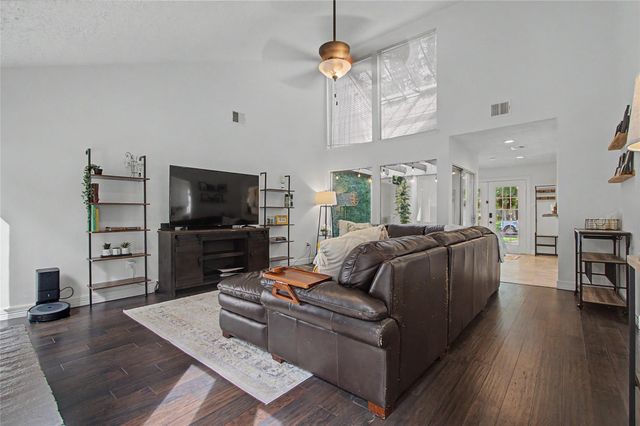 12007 Nova Drive, Houston, TX 77077