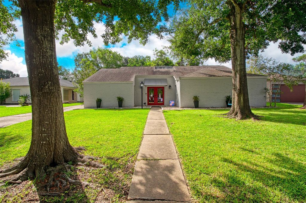 12007 Nova Drive, Houston, TX 77077