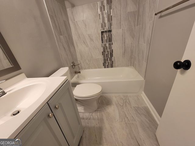 1086 Summer Brook Annex, College Park, GA 30349