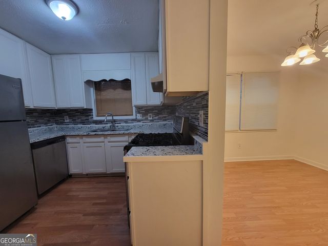 1086 Summer Brook Annex, College Park, GA 30349