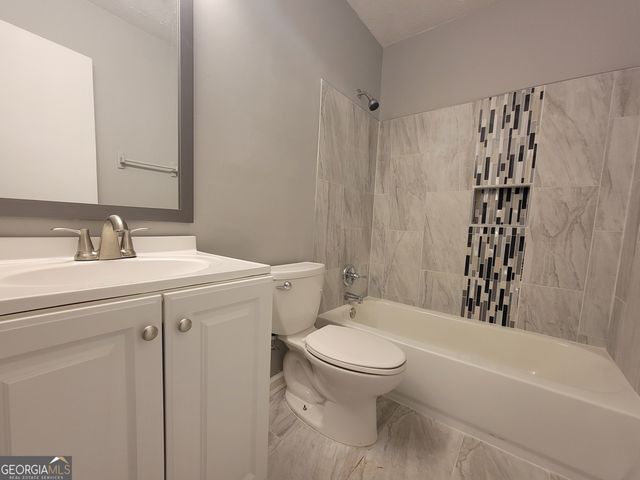 1086 Summer Brook Annex, College Park, GA 30349