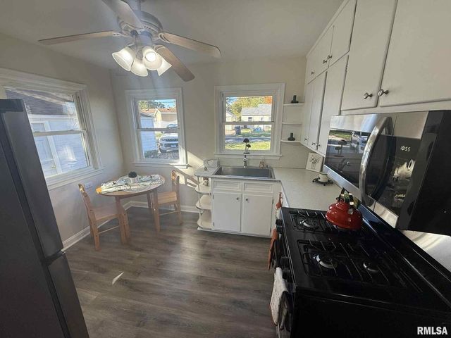 3 Suburban, Milan, IL 61264