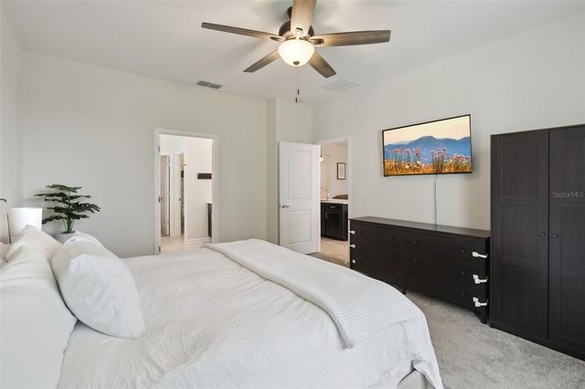897 CARMILLION COURT, Groveland, FL 34736
