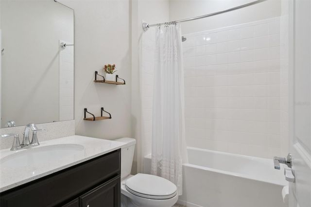 897 CARMILLION COURT, Groveland, FL 34736