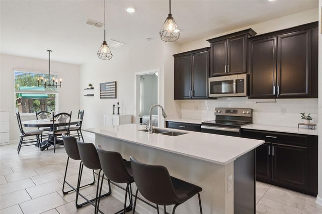 897 CARMILLION COURT, Groveland, FL 34736