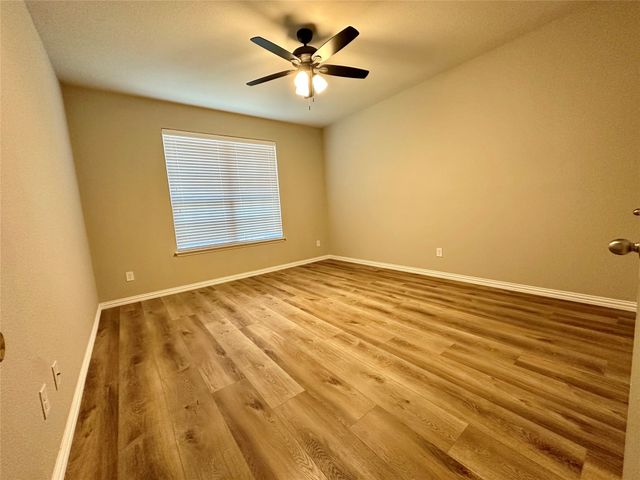 725 Hartsfield, Aubrey, TX 76227