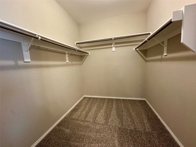 725 Hartsfield, Aubrey, TX 76227