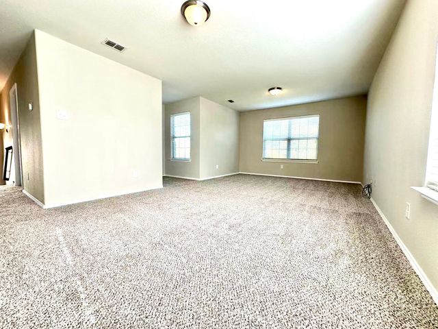 725 Hartsfield, Aubrey, TX 76227