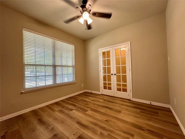 725 Hartsfield, Aubrey, TX 76227