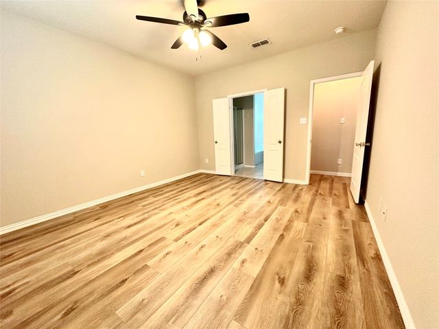 725 Hartsfield, Aubrey, TX 76227