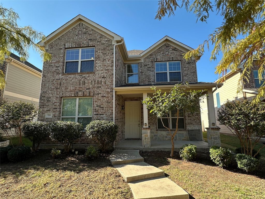 725 Hartsfield, Aubrey, TX 76227