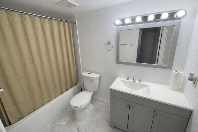 12255 W Village Drive E, Houston, TX 77039