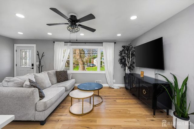 30 Ash Drive, Neptune, NJ 07753