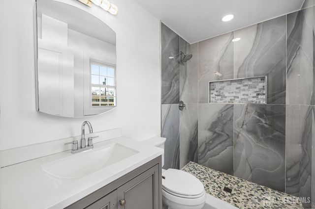 30 Ash Drive, Neptune, NJ 07753