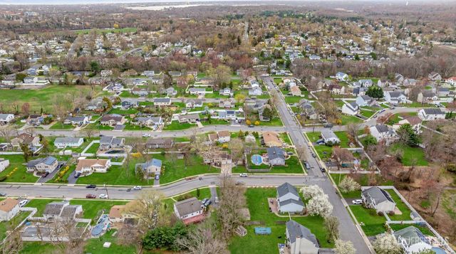 30 Ash Drive, Neptune, NJ 07753