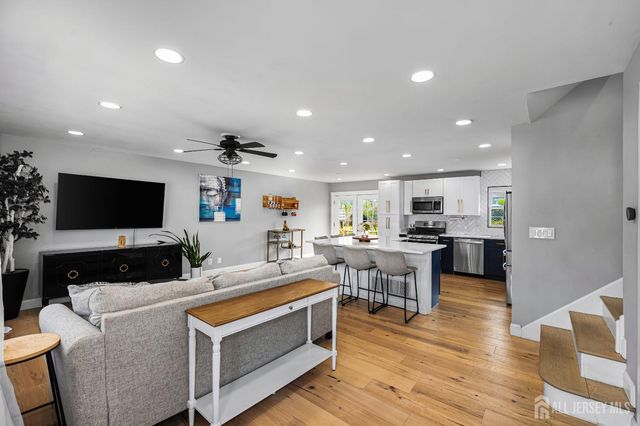 30 Ash Drive, Neptune, NJ 07753