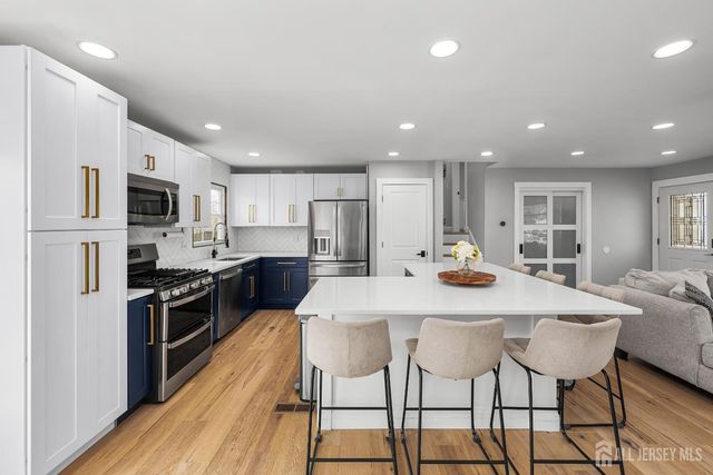 30 Ash Drive, Neptune, NJ 07753