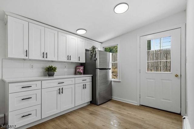 32 Schwarz Blvd, Jefferson Twp., NJ 07849