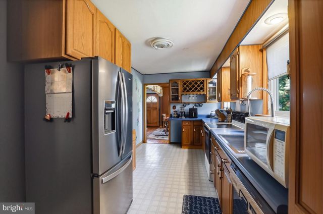 536 FAIRVIEW RD, Mount Joy, PA 17552