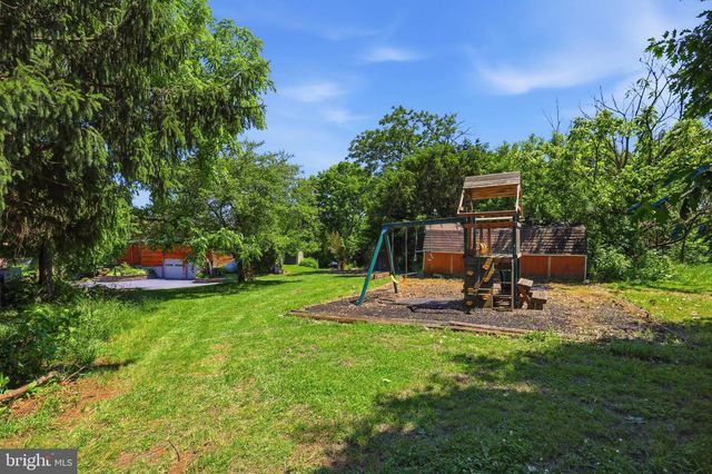 536 FAIRVIEW RD, Mount Joy, PA 17552