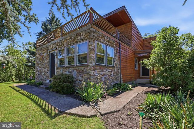 536 FAIRVIEW RD, Mount Joy, PA 17552