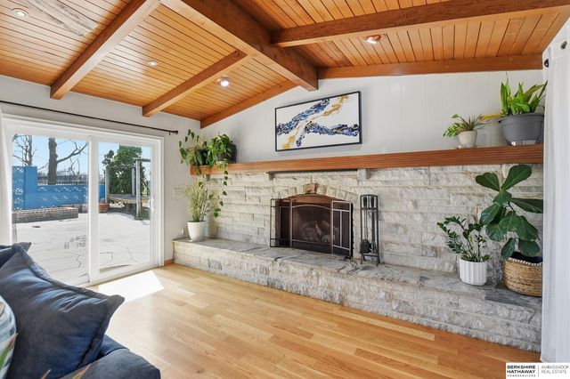 1524 S 126th Street, Omaha, NE 68144