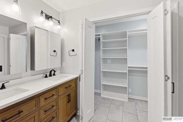 1524 S 126th Street, Omaha, NE 68144