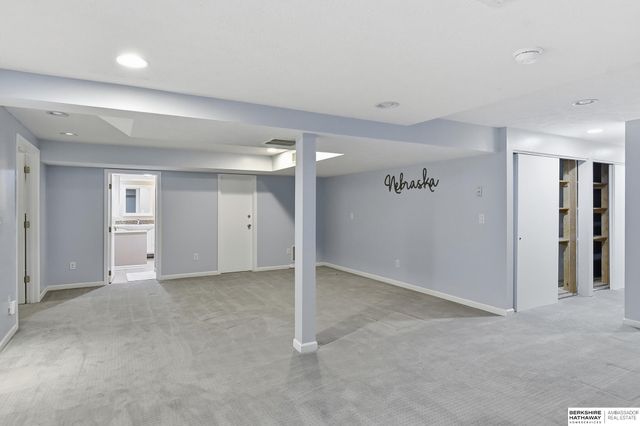 1524 S 126th Street, Omaha, NE 68144