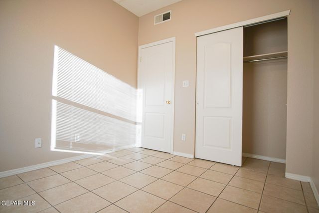 3900 Kemp Avenue B, El Paso, TX 79904