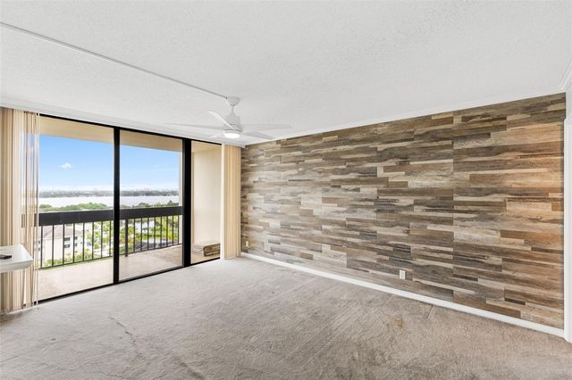 2400 Presidential Way 1502, West Palm Beach, FL 33401