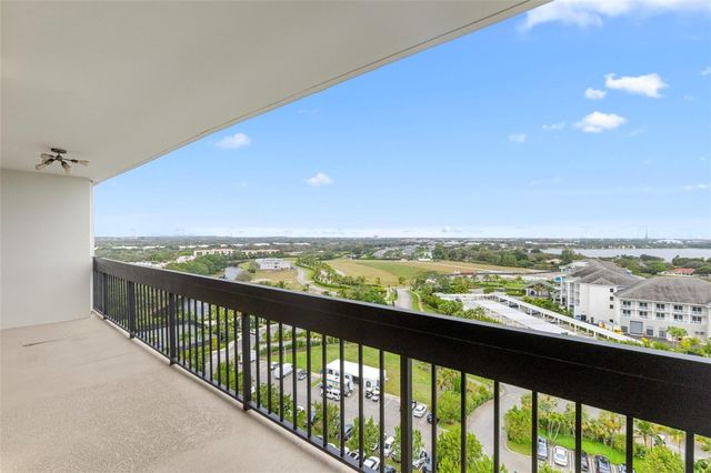 2400 Presidential Way 1502, West Palm Beach, FL 33401