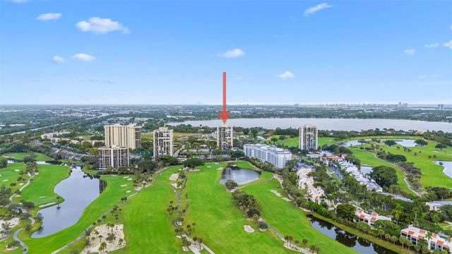 2400 Presidential Way 1502, West Palm Beach, FL 33401