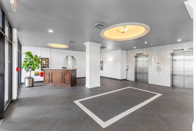 2400 Presidential Way 1502, West Palm Beach, FL 33401