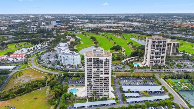 2400 Presidential Way 1502, West Palm Beach, FL 33401