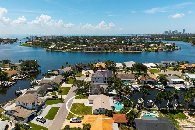 3960 13TH WAY NE, St Petersburg, FL 33703