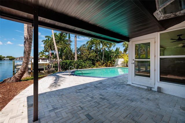 3960 13TH WAY NE, St Petersburg, FL 33703