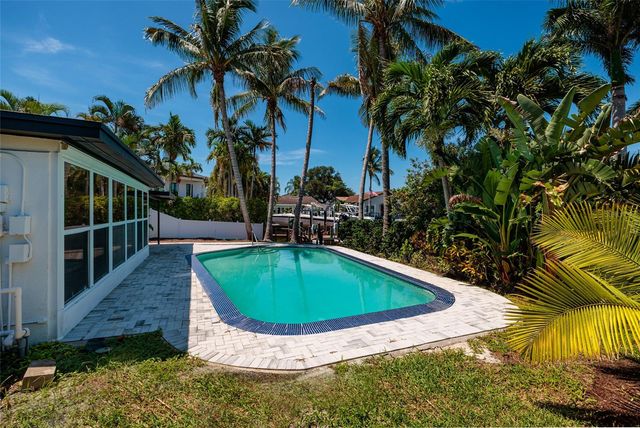 3960 13TH WAY NE, St Petersburg, FL 33703