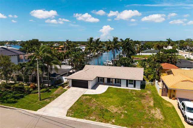 3960 13TH WAY NE, St Petersburg, FL 33703