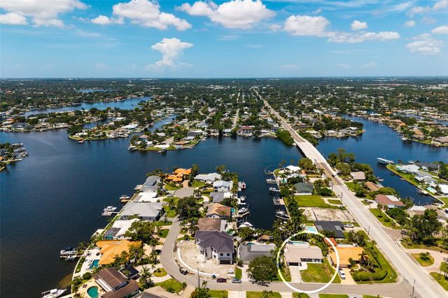 3960 13TH WAY NE, St Petersburg, FL 33703