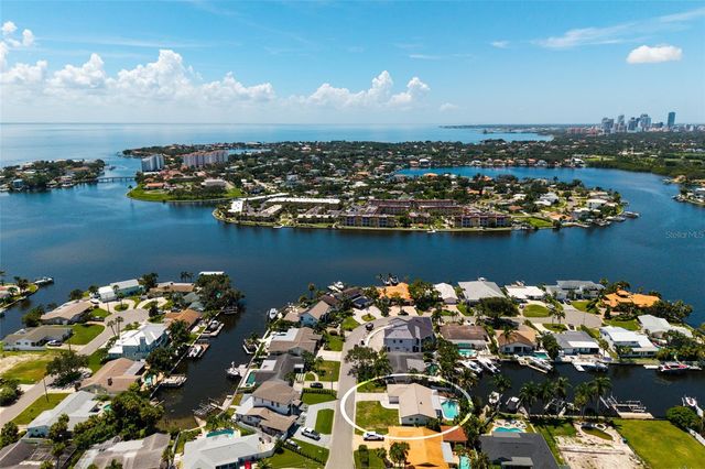3960 13TH WAY NE, St Petersburg, FL 33703