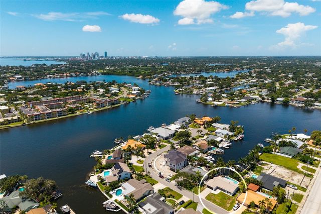 3960 13TH WAY NE, St Petersburg, FL 33703