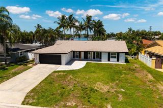 3960 13TH WAY NE, St Petersburg, FL 33703