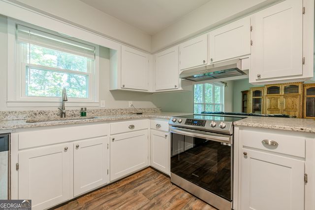 1874 Pine Tree Trail, Gainesville, GA 30501