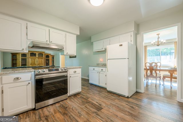 1874 Pine Tree Trail, Gainesville, GA 30501